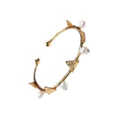 Tri Pearl Bracelet in Gold