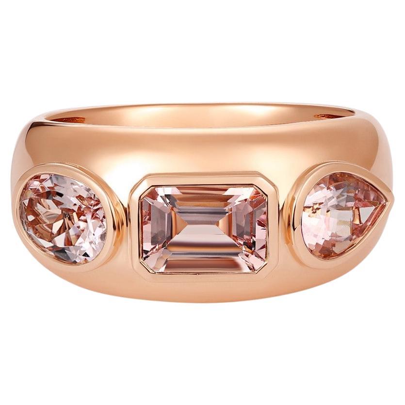 Bague en or rose 14 carats (ou 18 carats sur demande) à trois pierres en Morganite