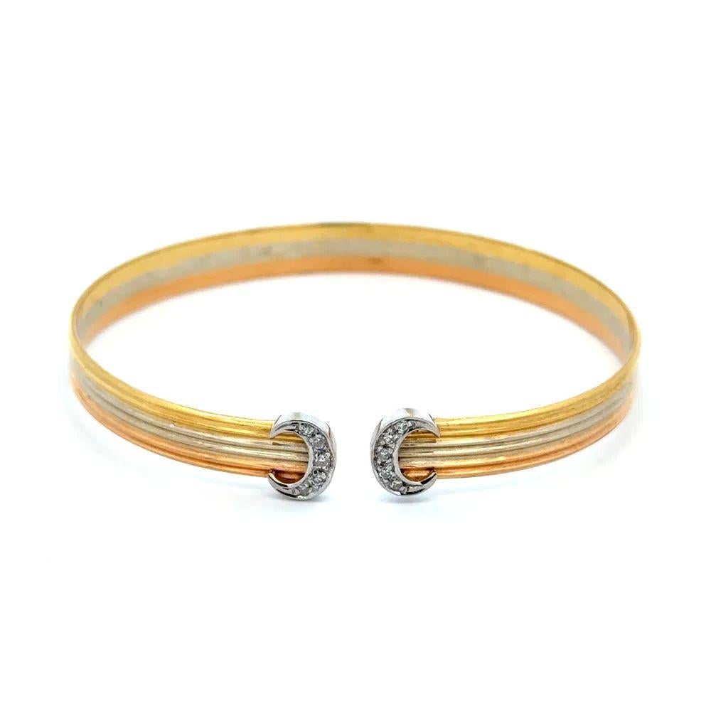 Semplicemente bello! Bracciale con diamanti in oro massiccio 18 carati a tre colori. Accentuato con diamanti, circa 0,07tcw. Il bracciale misura circa 6,10 mm. Splendidamente realizzato a mano in oro massiccio 18 carati a tre toni. Più bello in