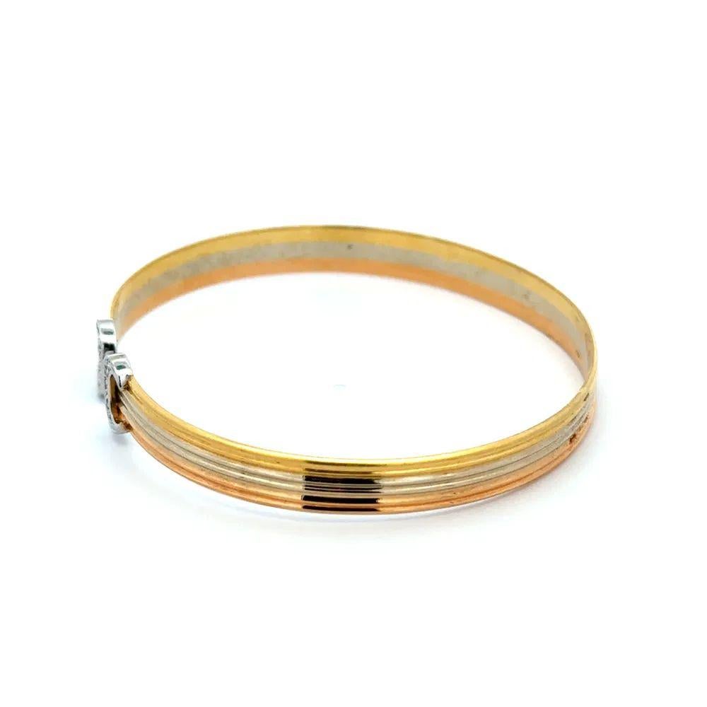 Taglio rotondo Bracciale Vintage By con diamanti e oro tri-tono in vendita