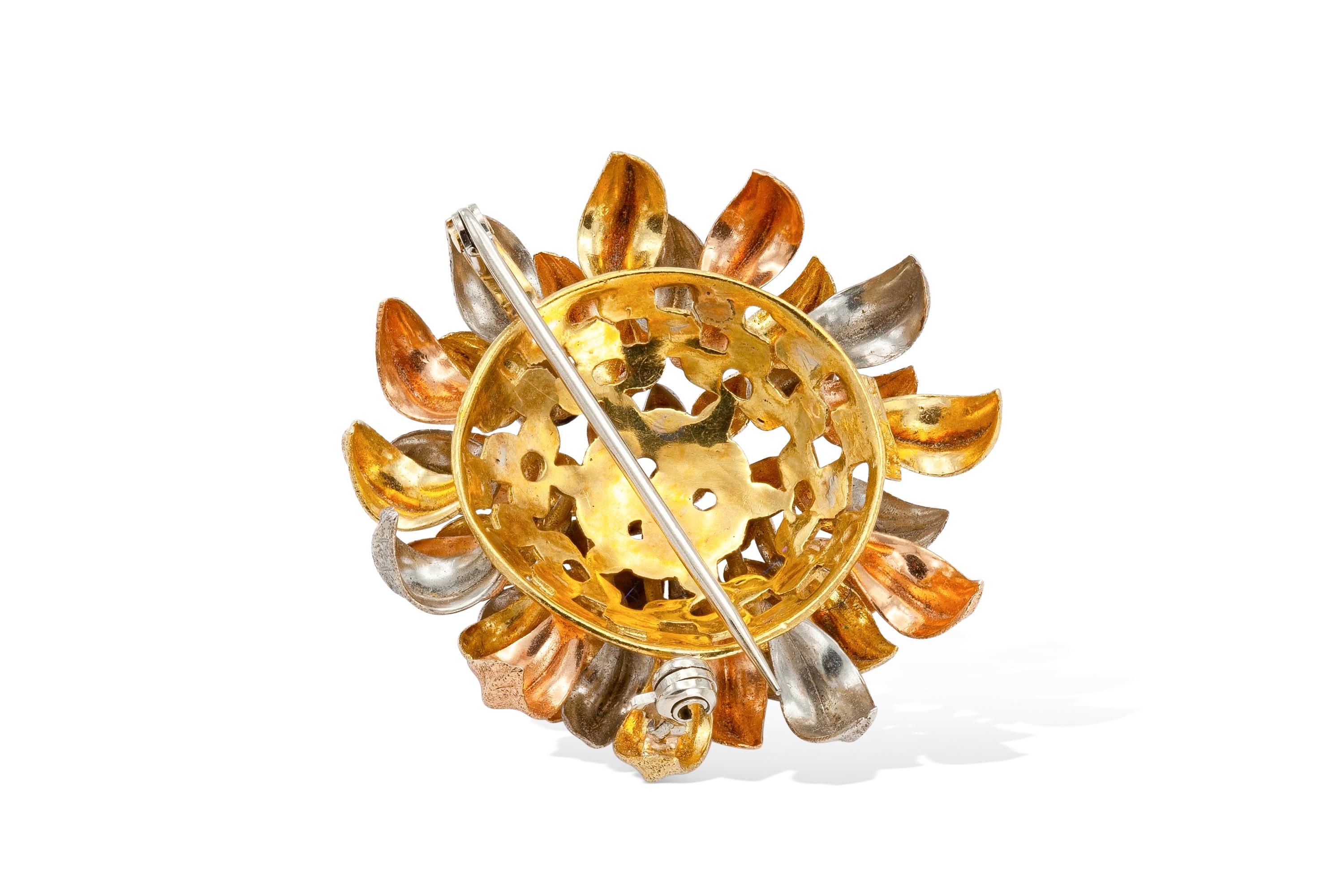 Tri-Tone Leaf Bouquet Brooch In Good Condition In New York, NY