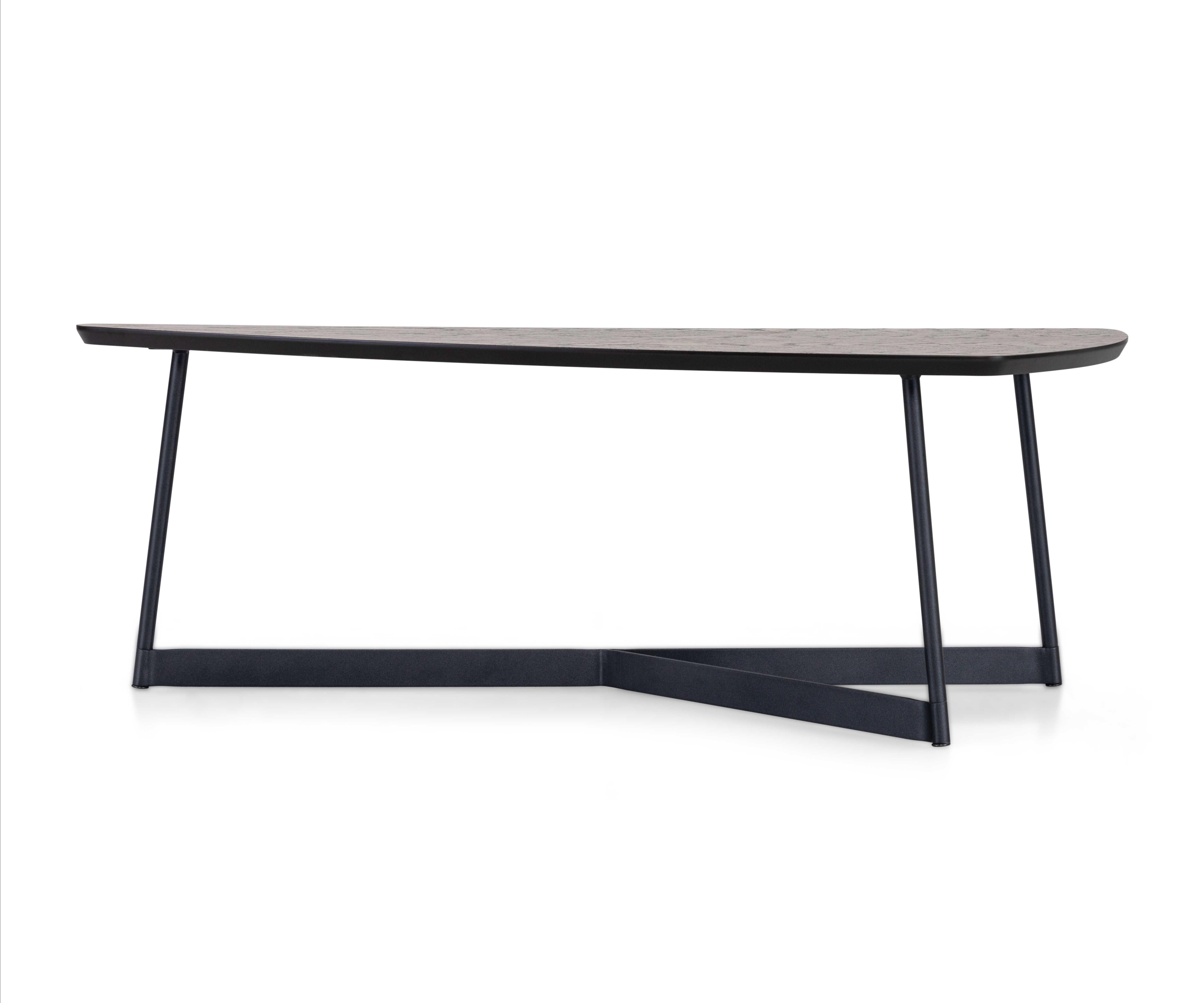 Moderne Table basse personnalisable en chêne foncé de 39 pouces avec base noire, Tria Line en vente
