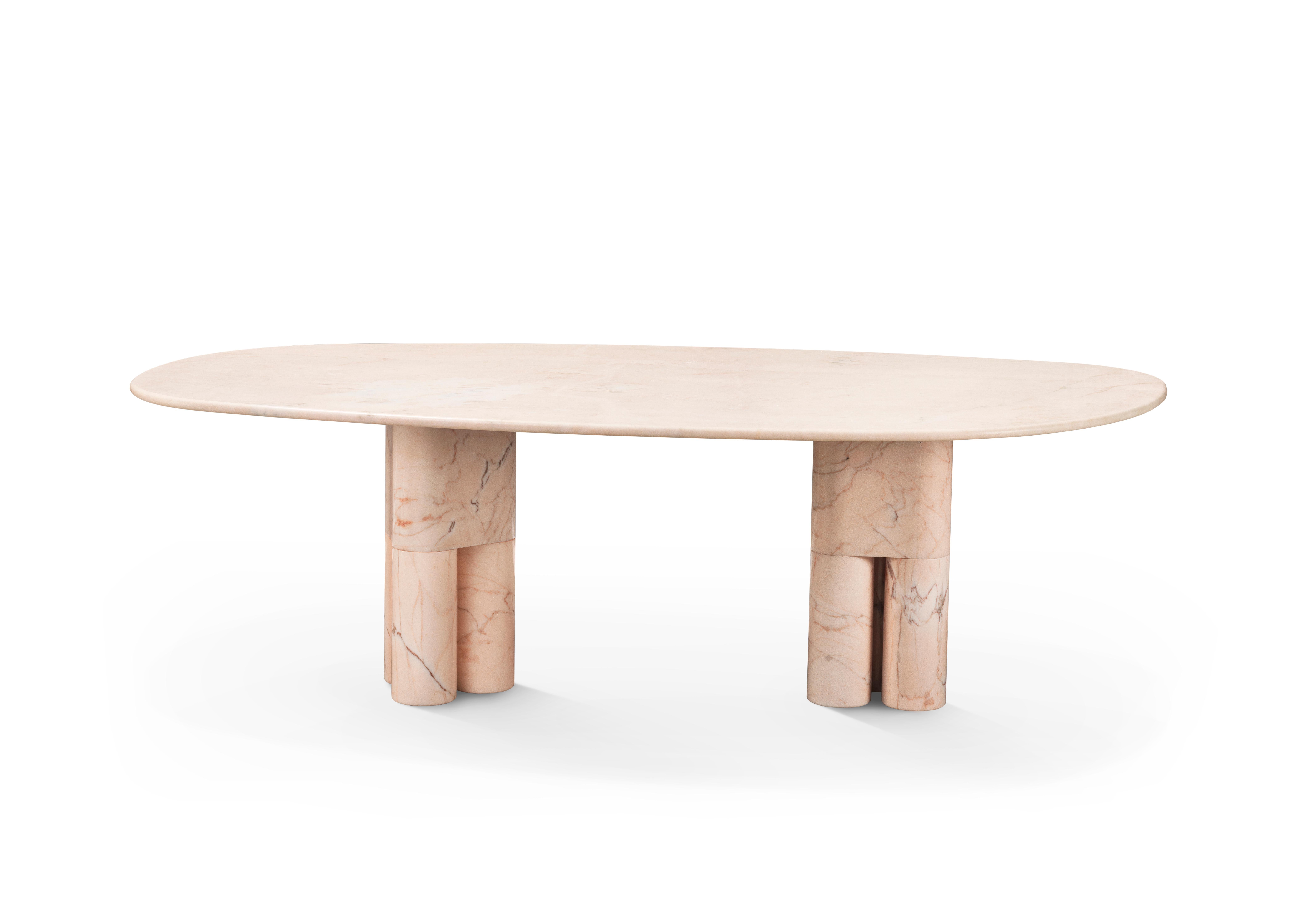 Tria Dining Table 

