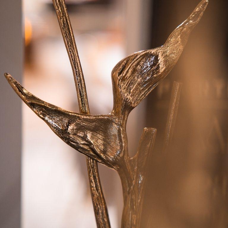 Organico moderno TRIA - Grande scultura in marmo bianco da esporre all'ingresso in vendita