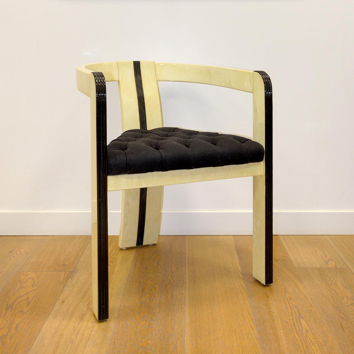 Tria Occasional Armchair In New Condition For Sale In Milan, IT