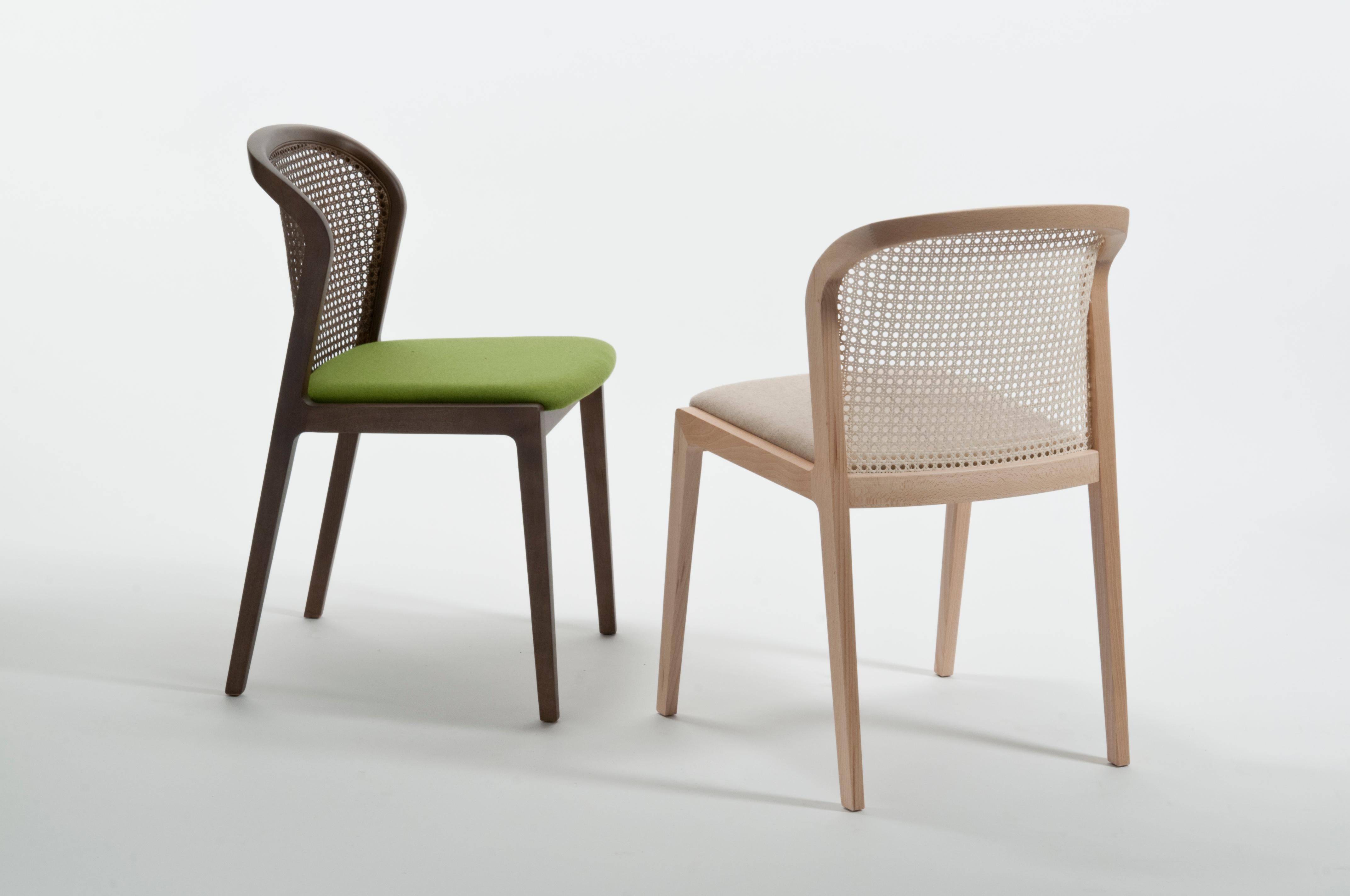 Tria Octa Table by Colé, Asymmetric Top, Solid Oak Legs, Modern Design Icon For Sale 5