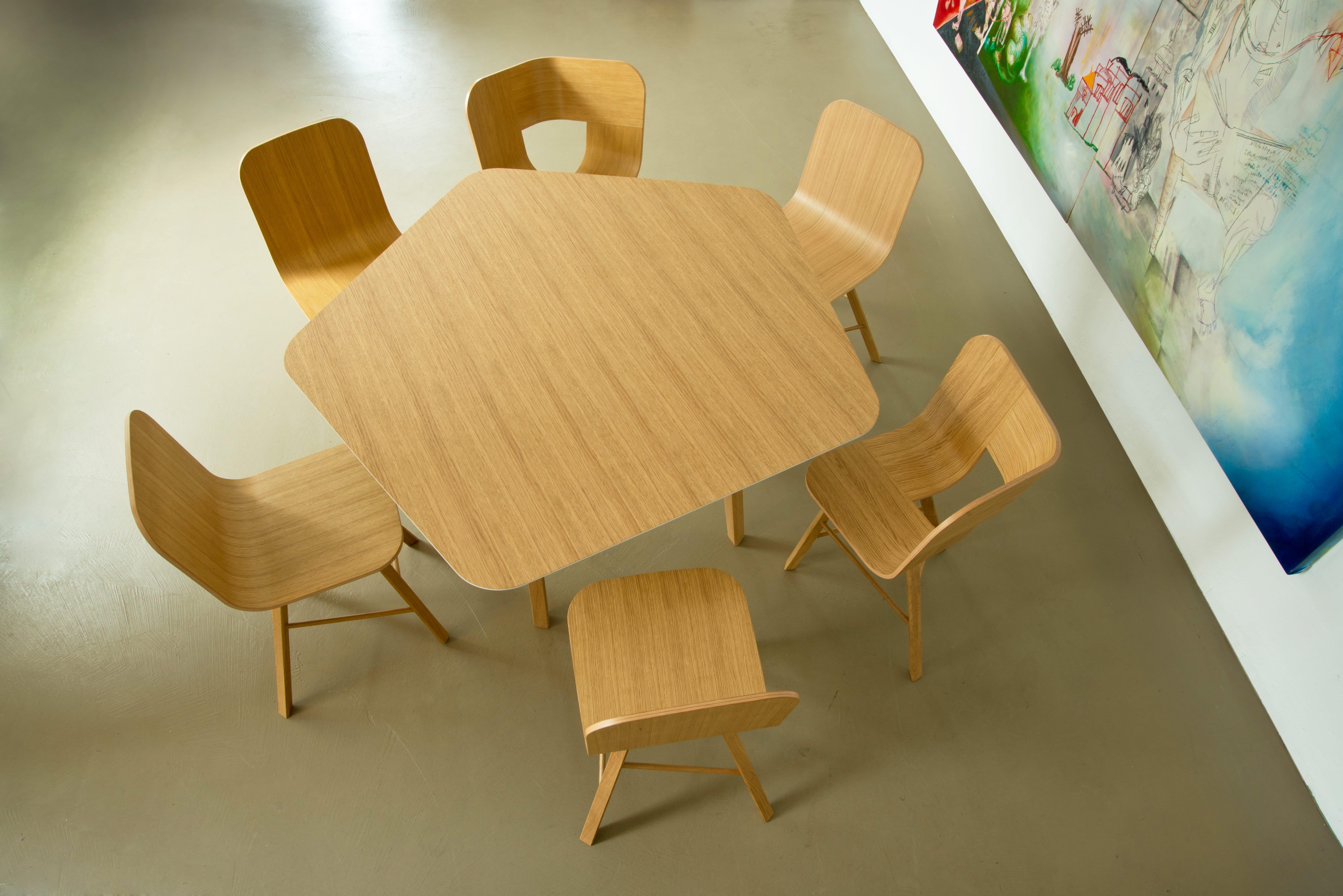 Italian Tria Simple Chair Oak by Colé, Minimalist Design Icon Inspired to Graphic Art For Sale