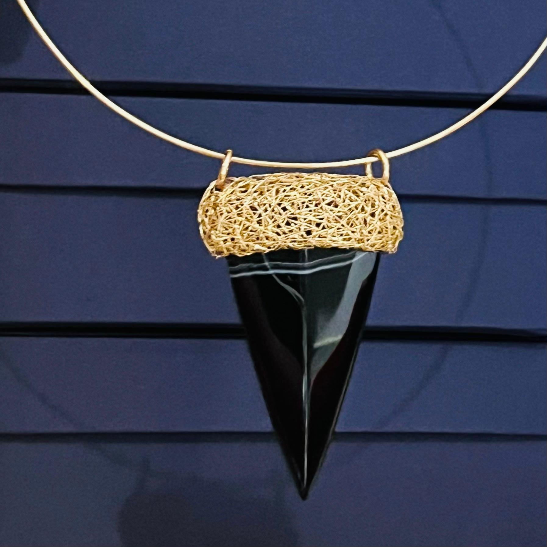 Collar triangular de ágata negra de cóctel o de fantasía en venta 9