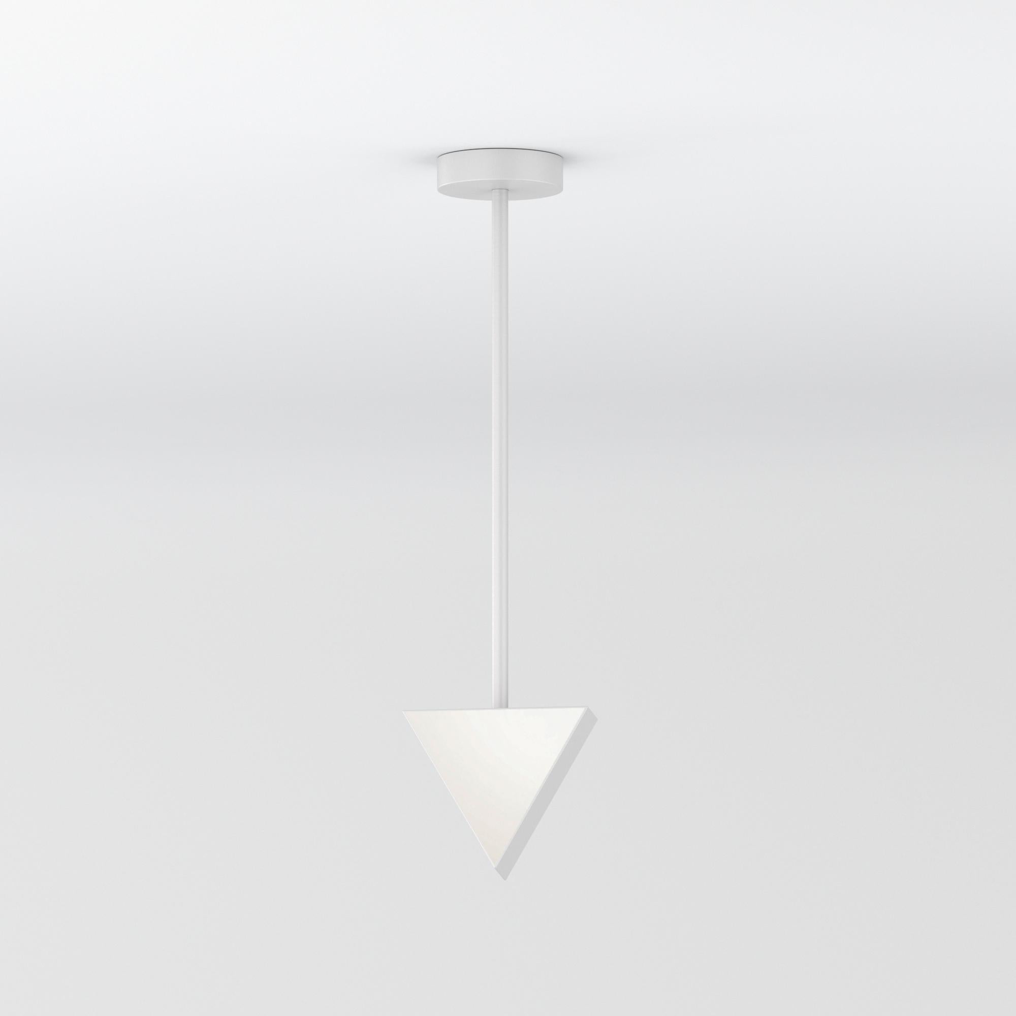 Lampada a sospensione Triangle Box in ottone di Atelier A Light In condizioni Nuovo in vendita a Geneve, CH