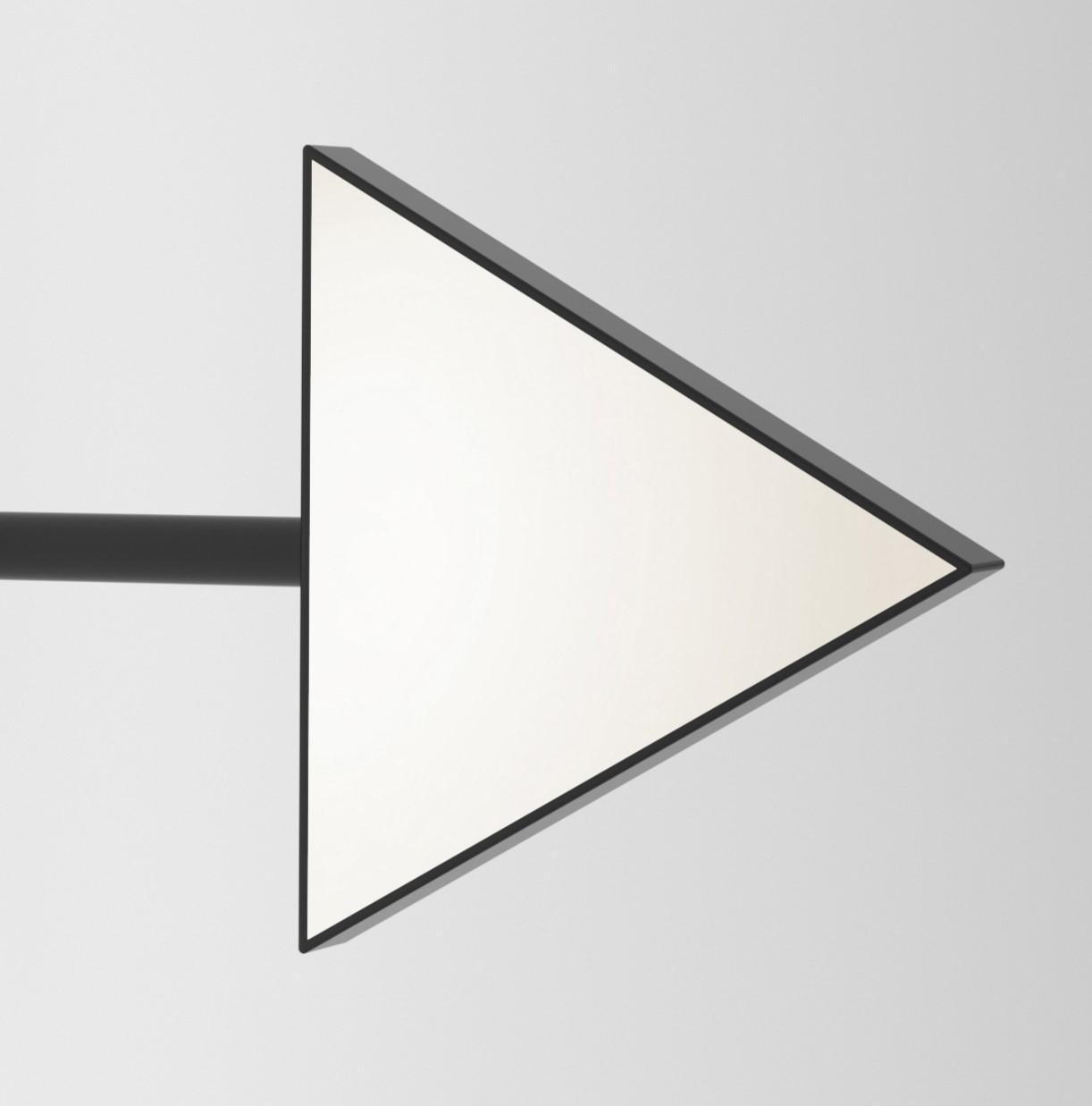 Postmoderno Applique Triangle Box di Atelier A Light in vendita