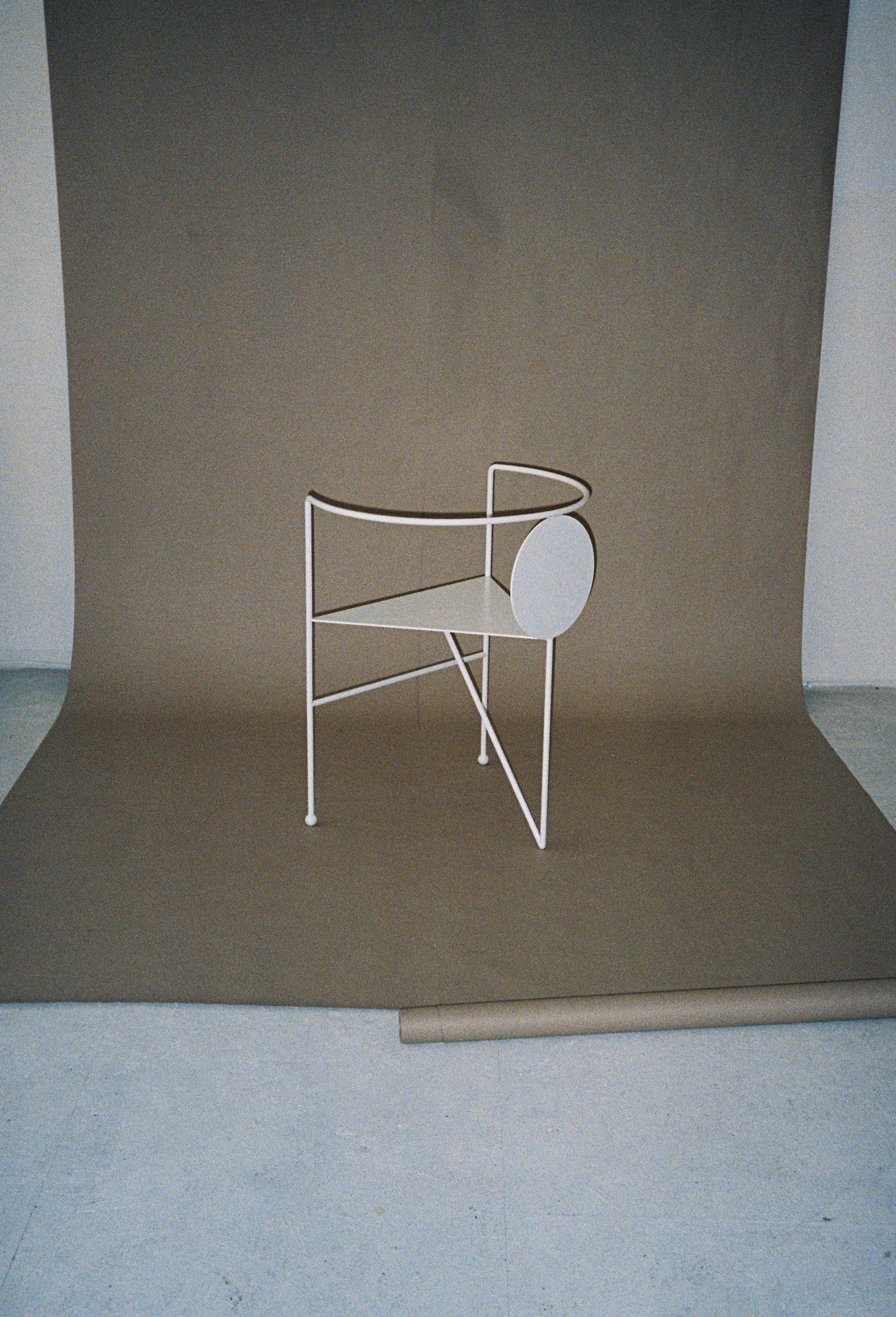 Triangle Chair by Nazara Lazaro For Sale 4