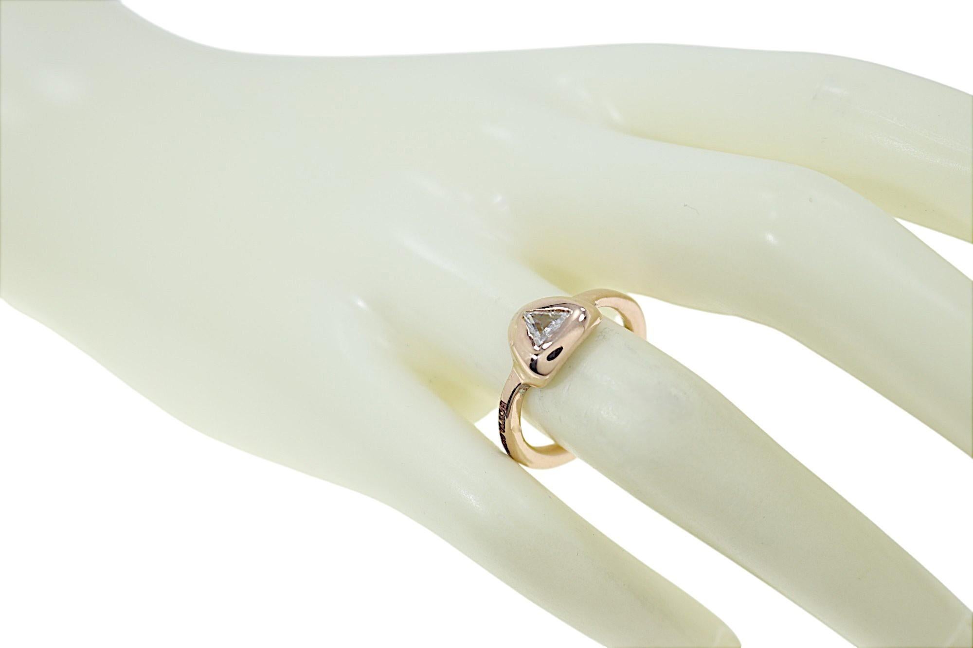 Triangle Cut White Diamond Rose Gold Engagement Ring Botta Gioielli Italy In condizioni Nuovo in vendita a Milano, IT