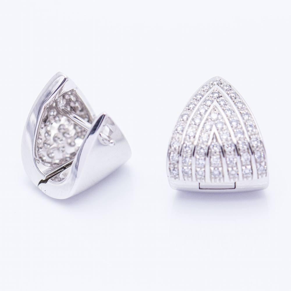 TRIANGLE-Ohrringe aus Gold mit Diamanten im Zustand „Neu“ im Angebot in BARCELONA, ES