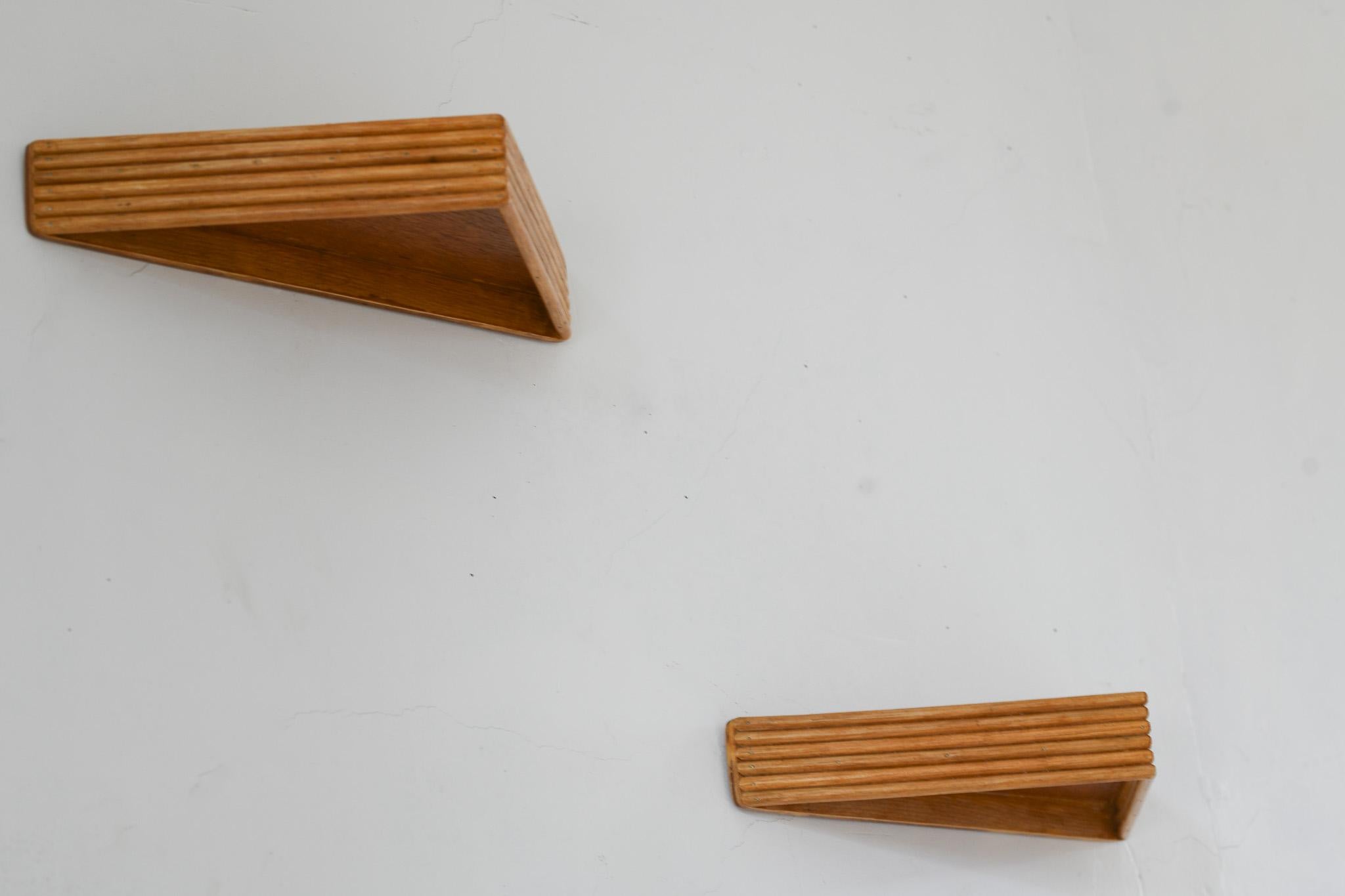 Triangle Floating Shelves In New Condition For Sale In Oxford, GB