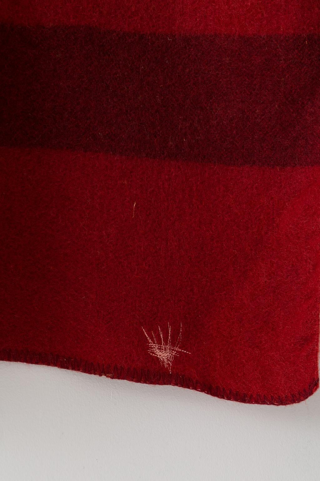'Serie Triángulo #19' Colcha Pintura Tapiz Lana Arte Textil, en Stock Estadounidense en venta