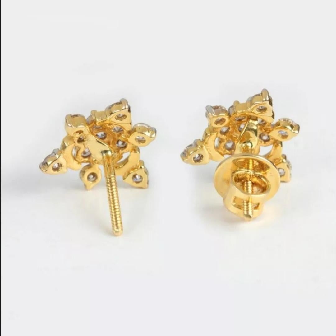 Art Deco Triangle Shape Diamond Stud Earrings 14K Solid Gold Floral Handmade Earring Gift For Sale