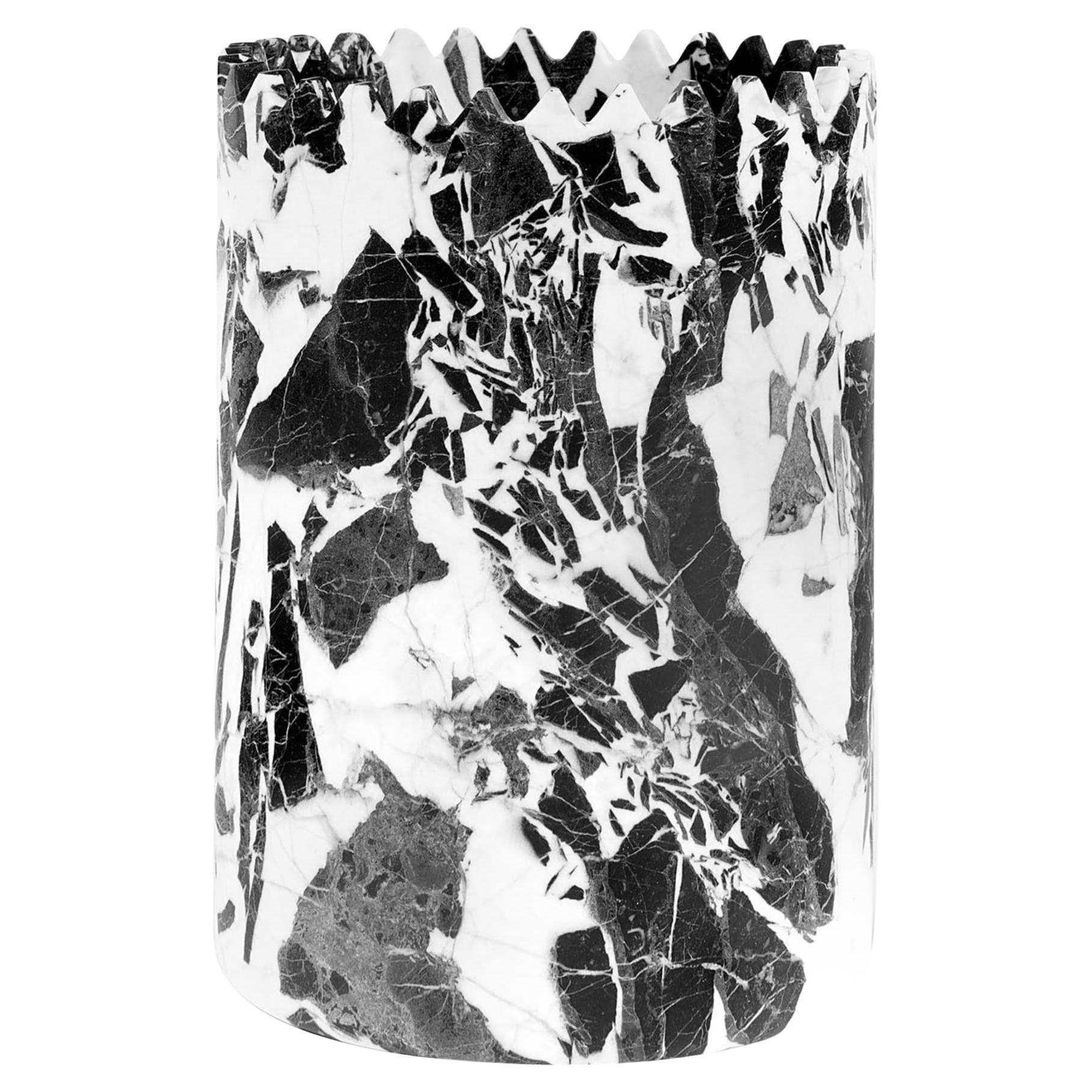 Vase noir Triangoli H de David/Nicolas