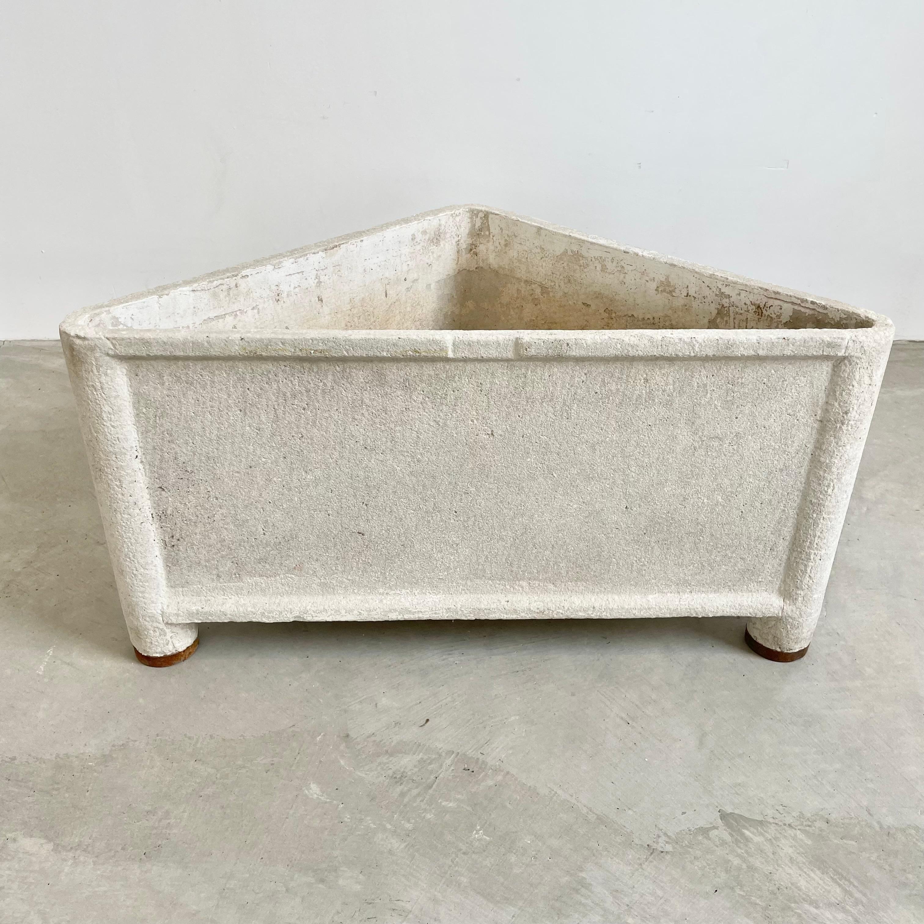 Triangular Footed Planters by Willy Guhl, 1960s For Sale 9