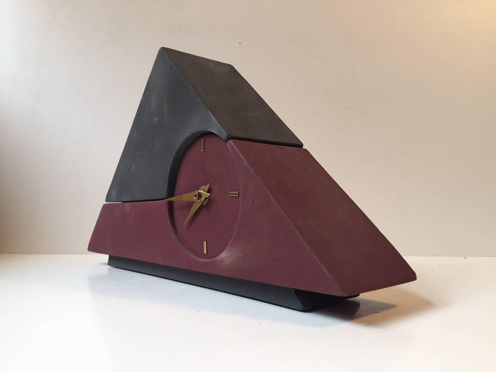 Mid-Century Modern Triangular Modernist Table / Desk Clock by Junghans, Germany, 1970s