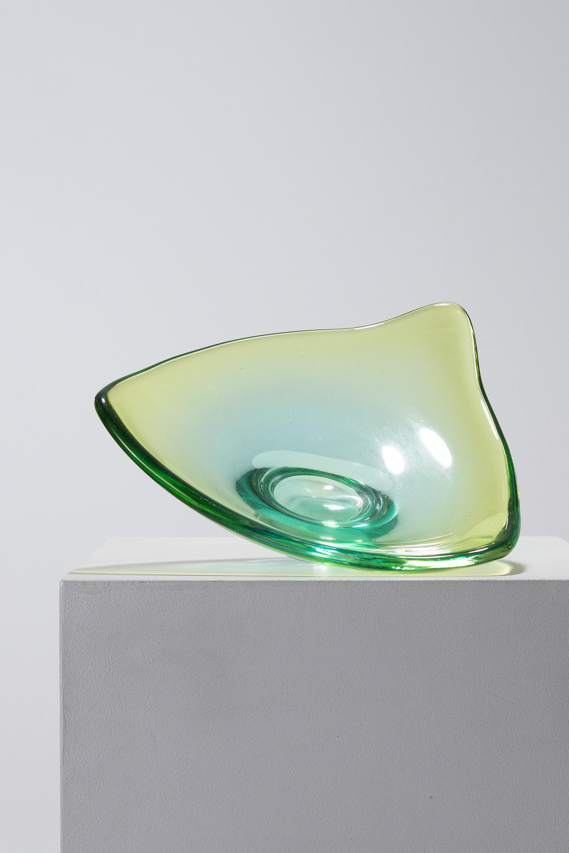 Mid-Century Modern Triangular Murano Glass Bowl, 1950s For Sale