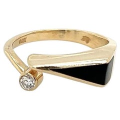 Triangular Onyx and Diamond Gold Vintage Moi et Toi Bypass Band Ring