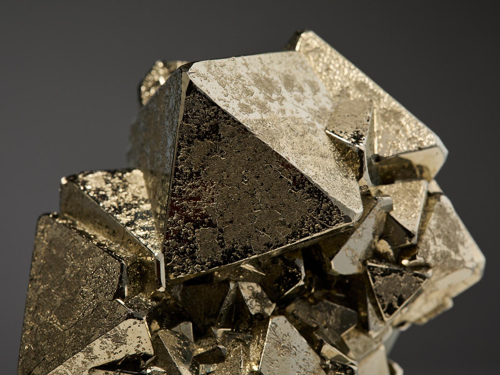 Triangular Pyrite Formation im Angebot 10