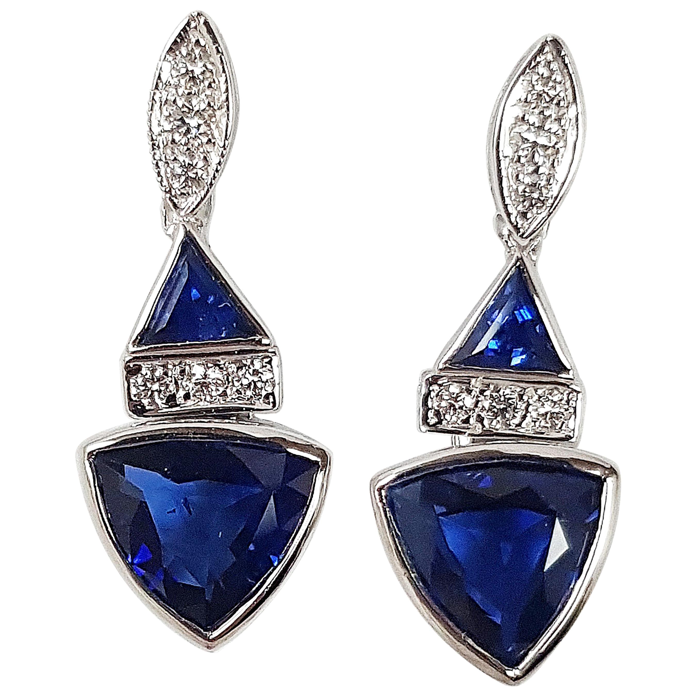 Triangular Shape Blue Sapphire, Diamond Earrings Set in 18k White Gold Settings For Sale