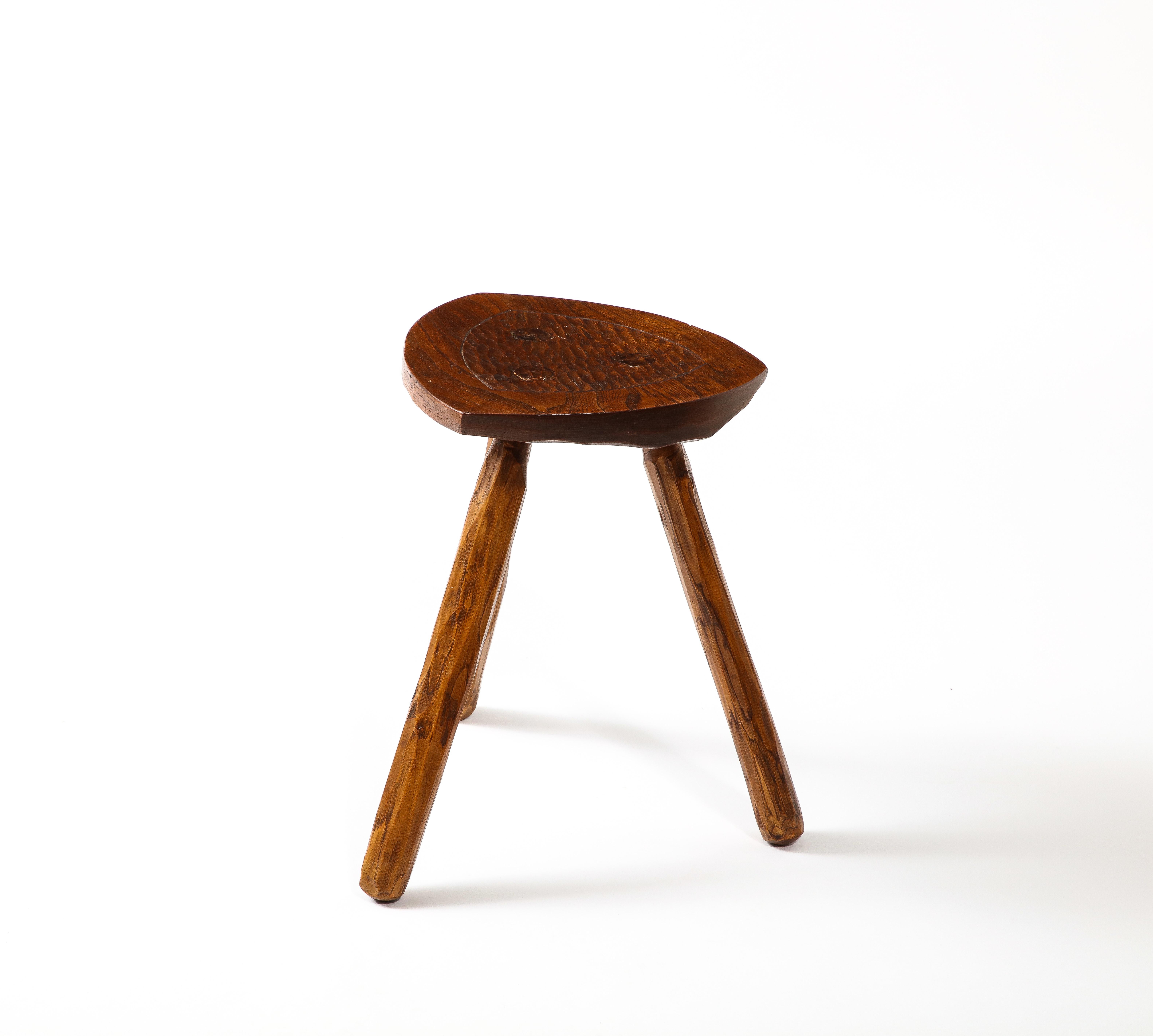 Triangular Stool in the Style of Marolles, France 1950 In Good Condition In New York, NY