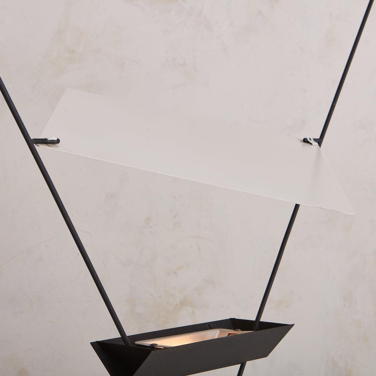 Late 20th Century Triangular Suspension Pendant by Mario Botta for Artemide, Italy 1980s For Sale