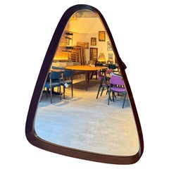 Espejo triangular de teca vintage