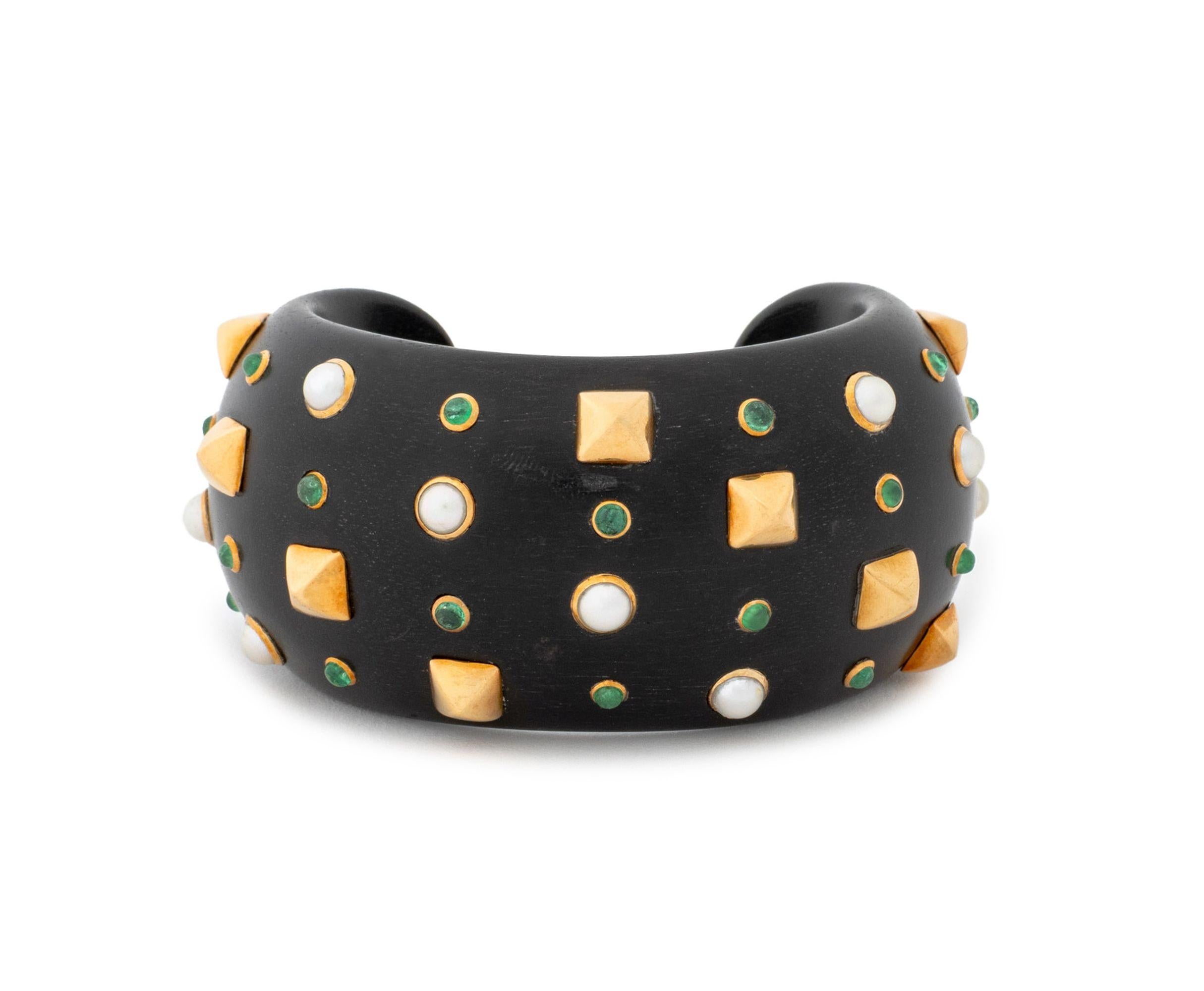 Manchette Trianon 18K Emeraude Perle Ebène Pour femmes en vente