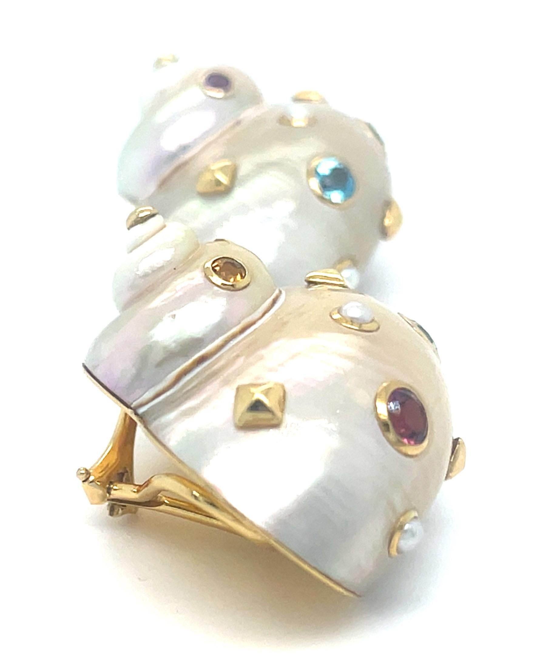 Trianon 18k Gold Mother-of-Pearl Shell Earrings with Gemstone Accents For Sale 3