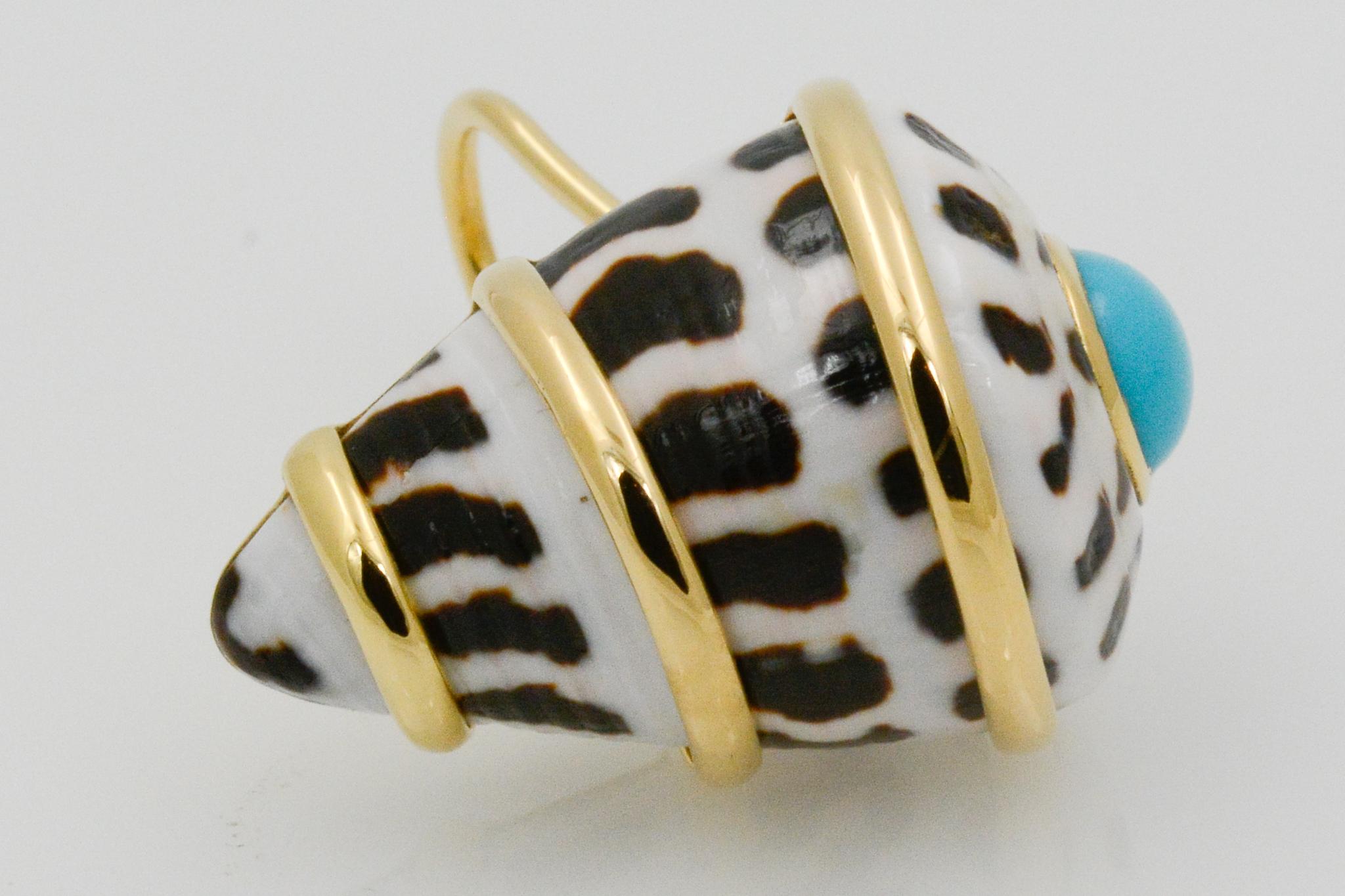 Trianon 18 Karat Yellow Gold Conus Ebraus Shell Turquoise Earrings In New Condition In Dallas, TX