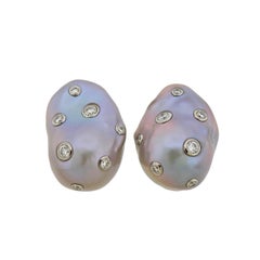 Trianon Baroque Pearl Diamond Gold Earrings