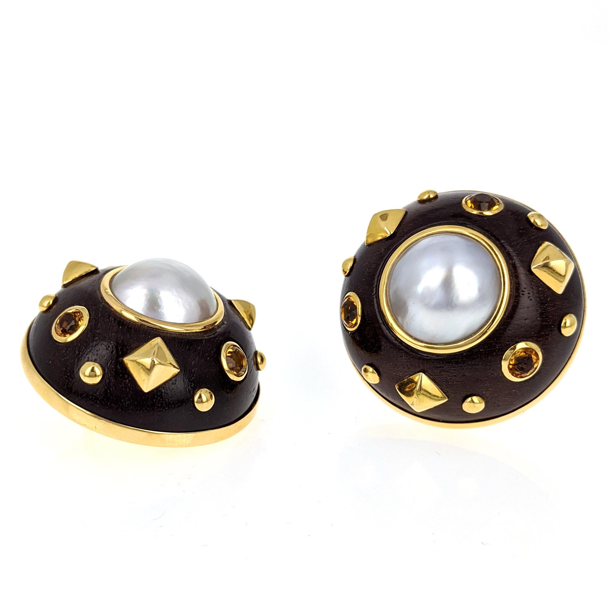 Round Cut Trianon Mabe Pearl Wood Citrine Gold Clip Earrings