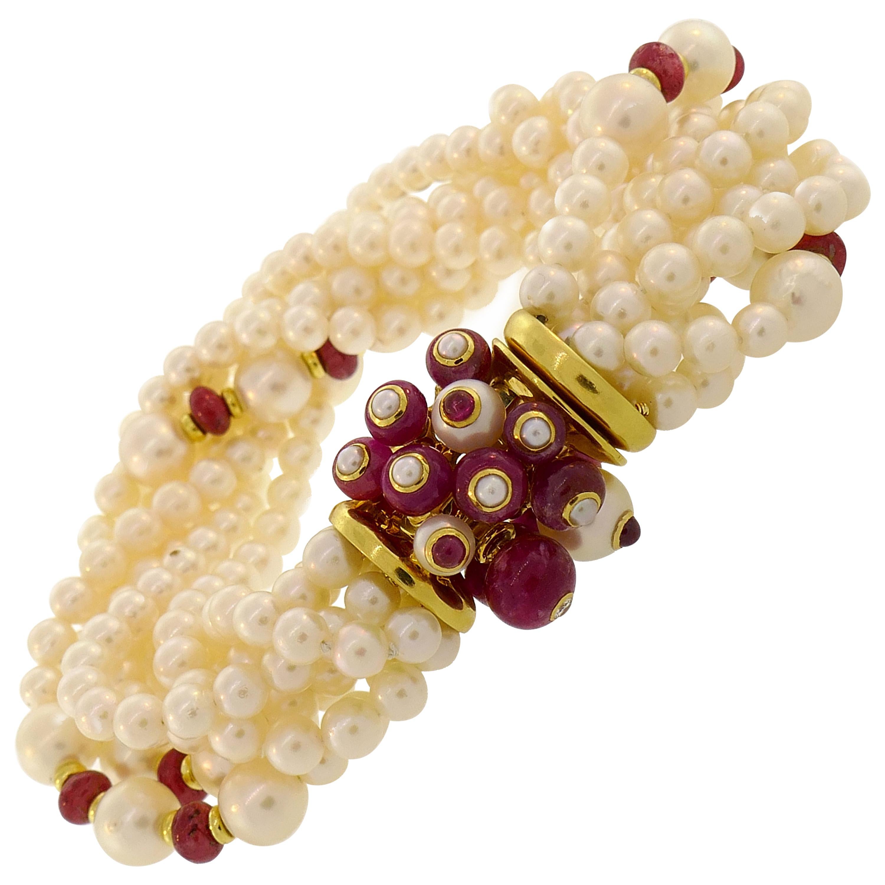 Trianon Pearl Ruby Bracelet with Yellow Gold Clasp Bead Multi Strand Diamond