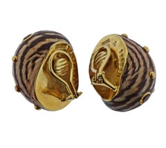 Trianon Shell Citrine Gold Earrings