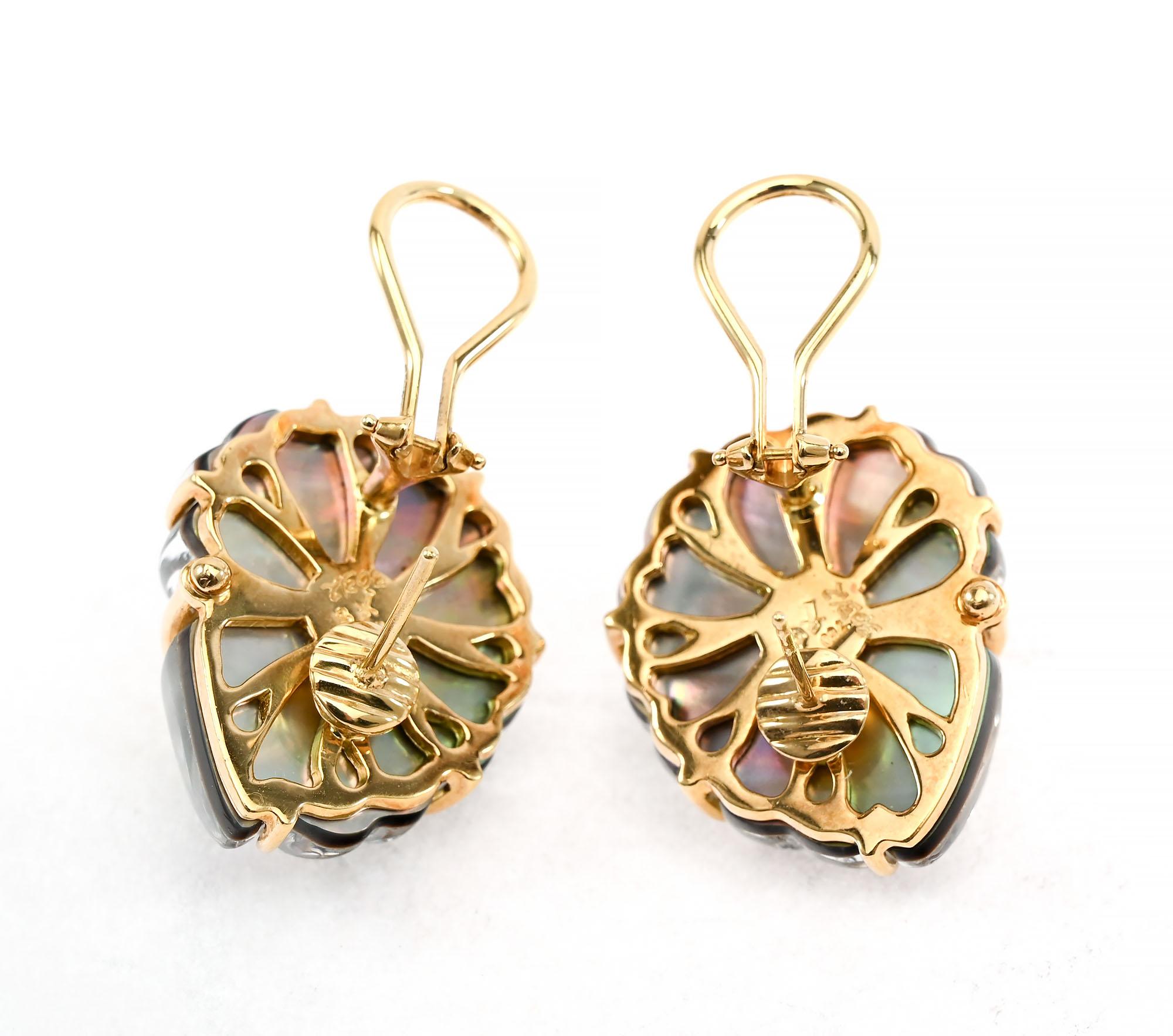 Cabochon Trianon Shell Earrings with Coral For Sale