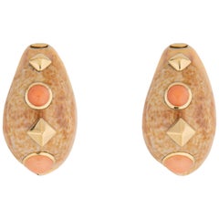 Trianon Shell Gold and Coral Earrings