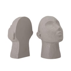 Set di reggilibri tribali con maschera in pietra grigia del XXI secolo