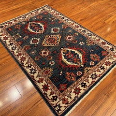 Tapis tribal en laine noué à la main, 3' x 5', de la galerie Serapi Rug Gallery