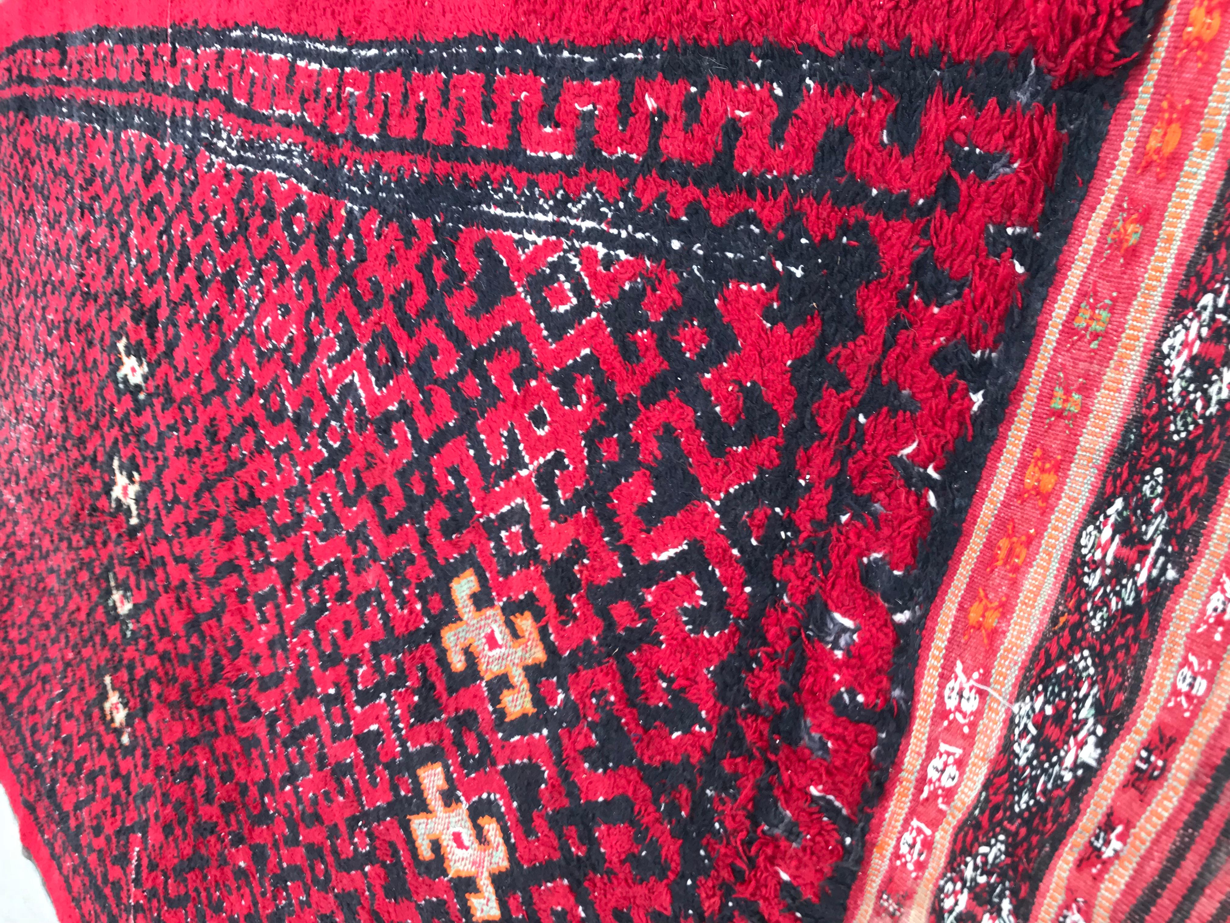 Bobyrugs Algerischer Stammesteppich Nordafrikanische Teppiche Teppiche im Angebot 7