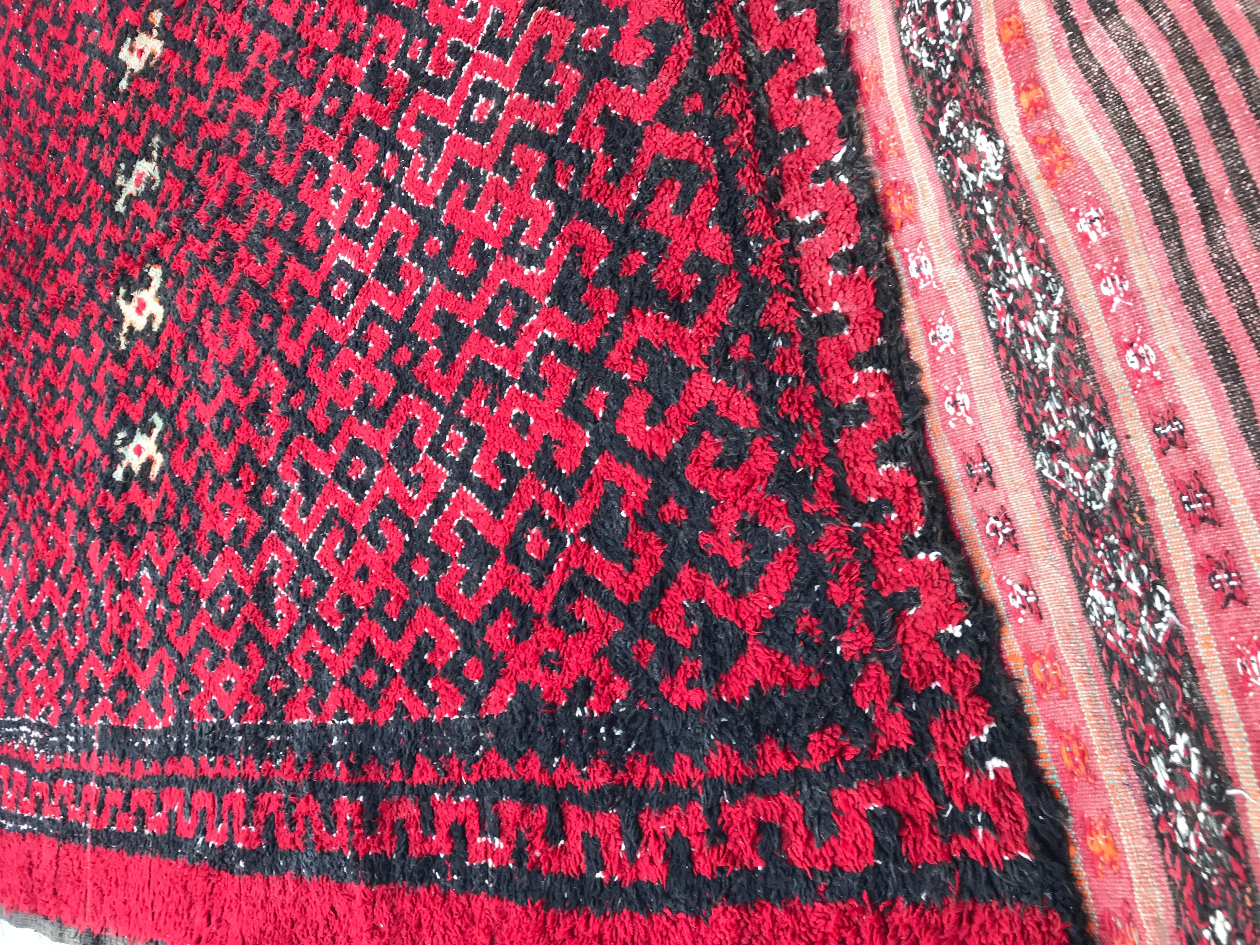 Bobyrugs Algerischer Stammesteppich Nordafrikanische Teppiche Teppiche (Baumwolle) im Angebot