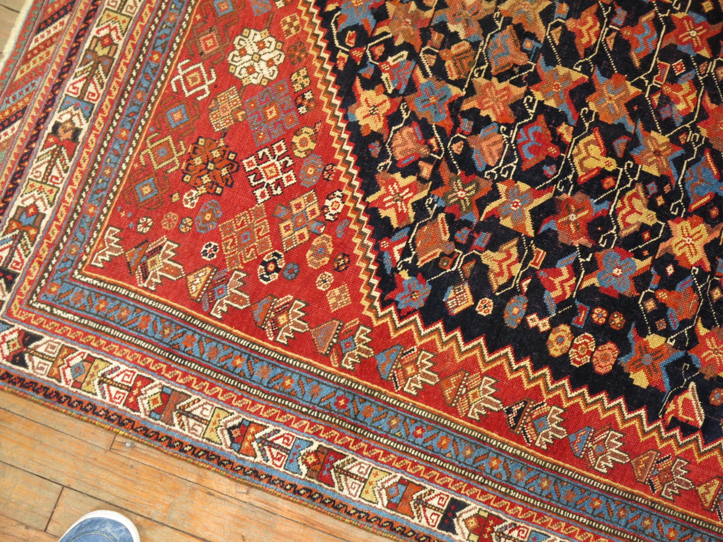 Tissé à la main Tapis persan ancien tribal Afshar en vente