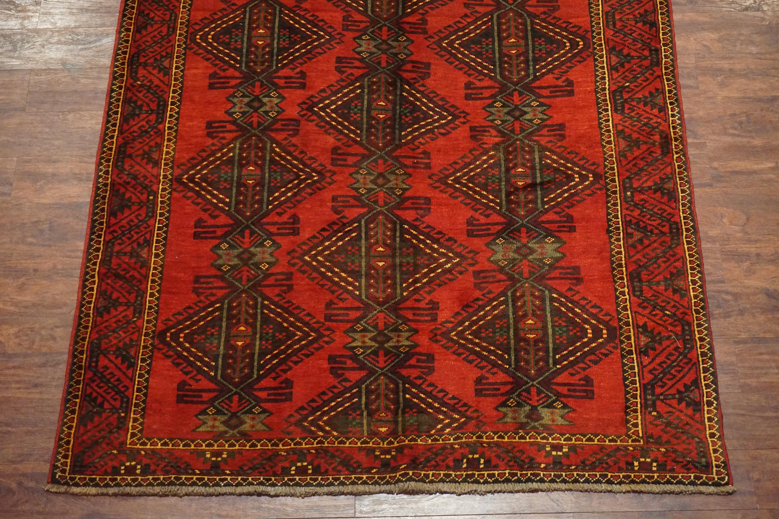 Corredor de galería tribal baluchi, hacia 1940 Anudado a mano en venta