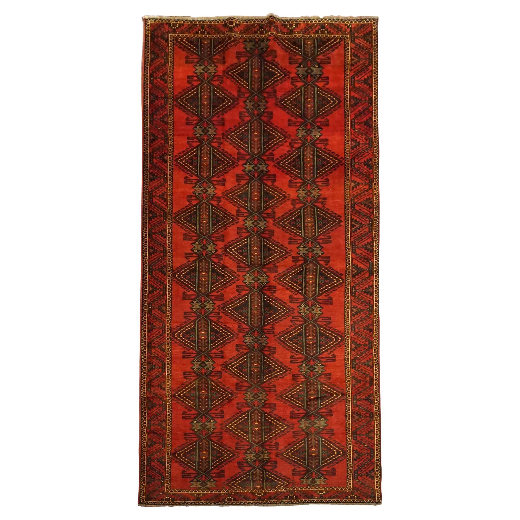 Tapis de couloir de galerie tribal Baluchi, vers 1940