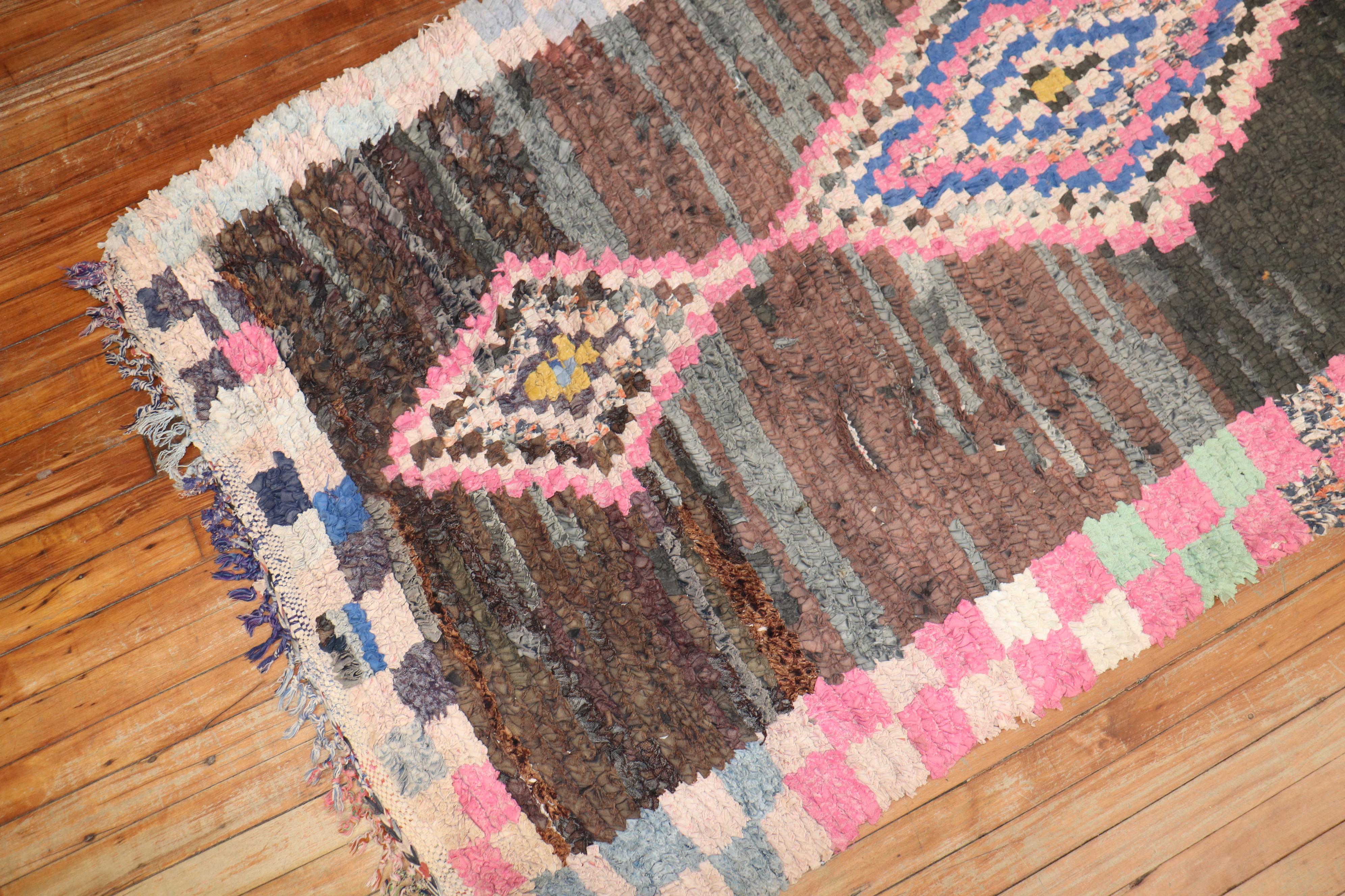 Tribal Bohemian Mitte 20. Jahrhundert Marokkanischer Teppich im Angebot 3