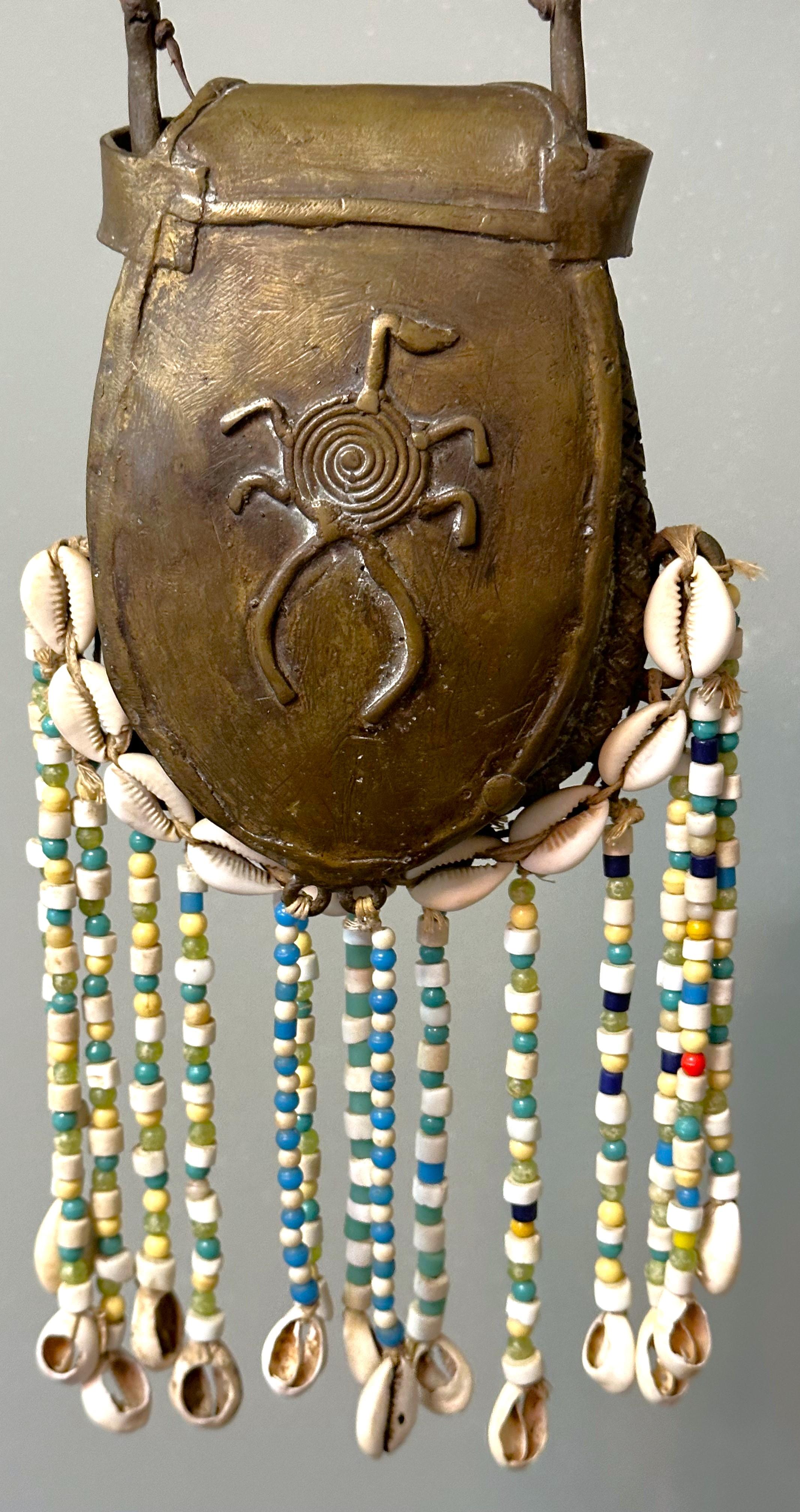 Bronzetasche, Tasche, Skulptur, Stammeskunst, Westafrika im Angebot 10