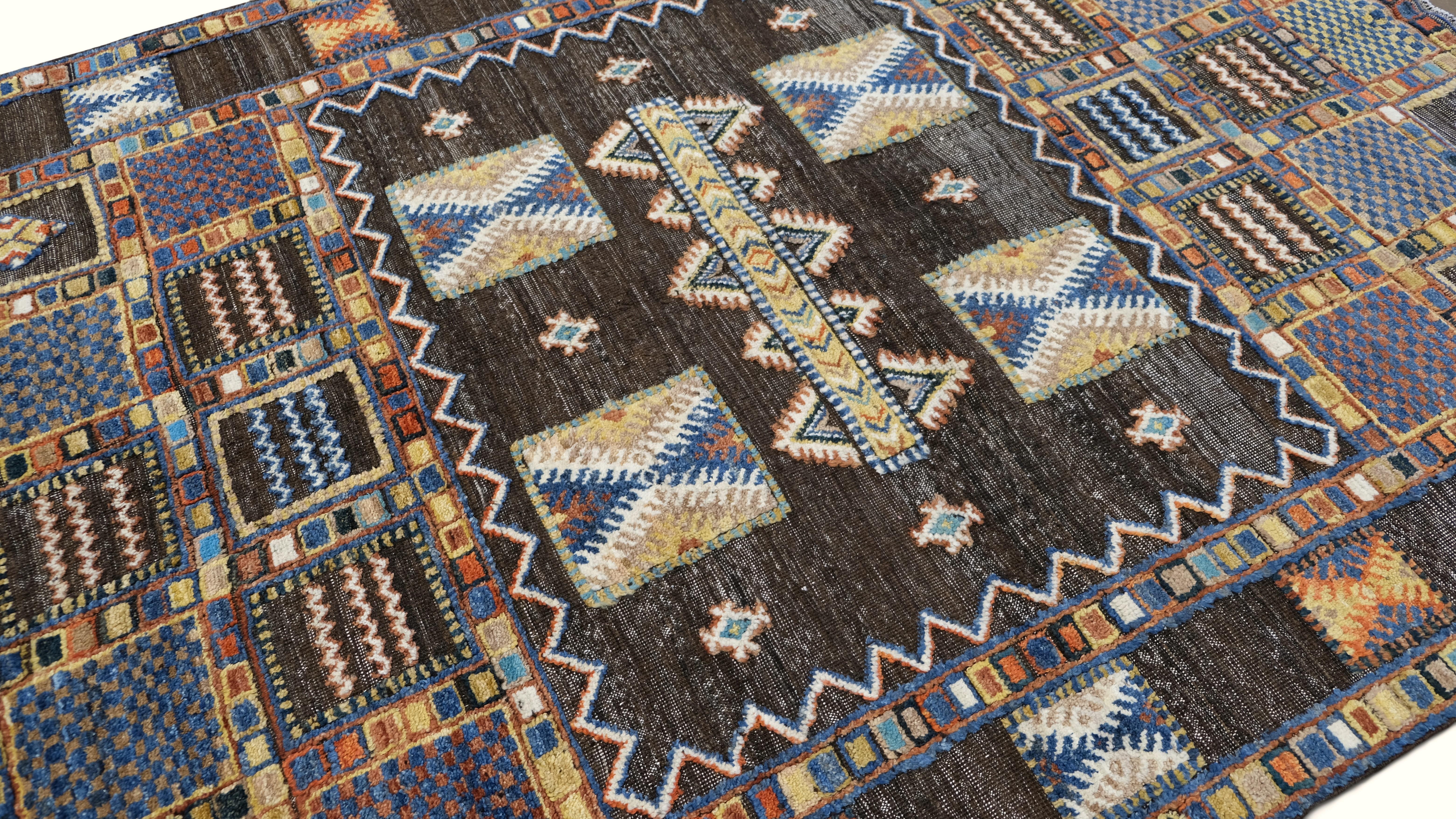 Afghan Tapis géométrique tribal en laine Brown, jaune, orange et bleu 5'8''x8'2'' en vente
