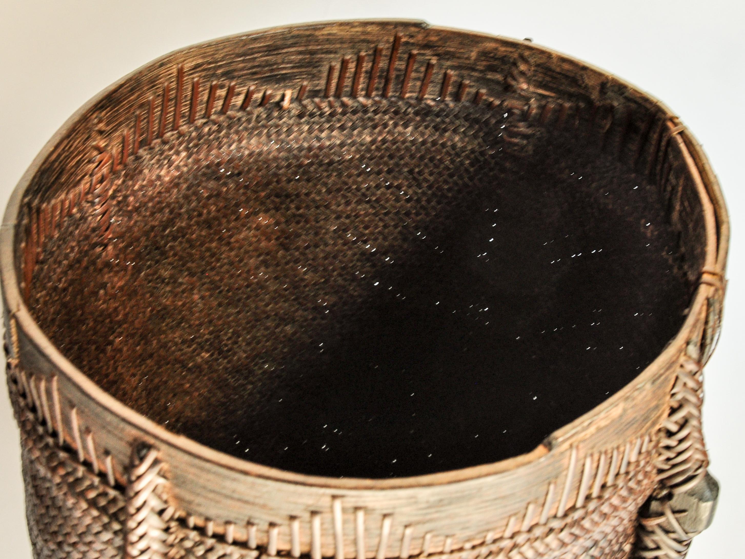 Tribal Carrying and Storage Basket from Borneo, Mid-20th Century 8